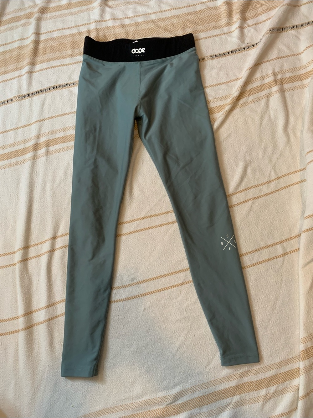 Dope Snuggle Leggings Size XS